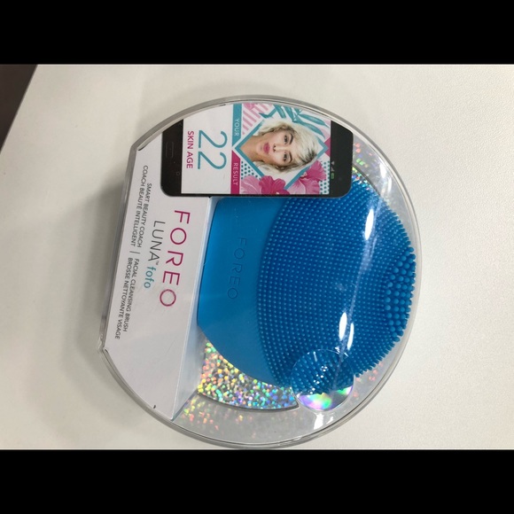 FOREO LUNA fofo Facial Cleansing Brush & Analyzer - Picture 8 of 12
